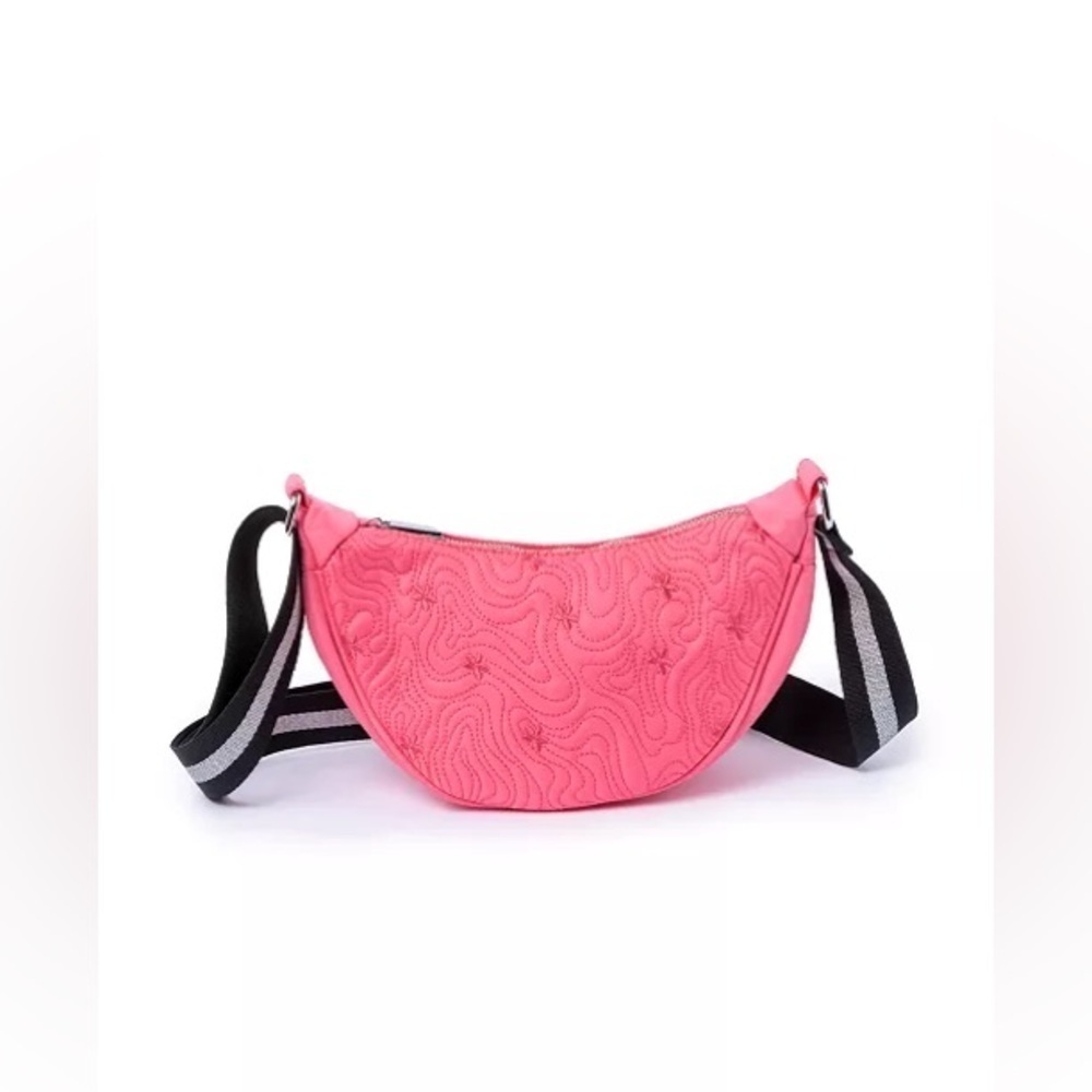 Skinnydip London Sling Wave Quilt Crossbody Bag- pink